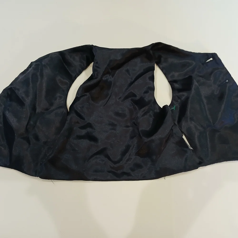 Carter's Kids' Geometric Vest - Black and White Size 12M